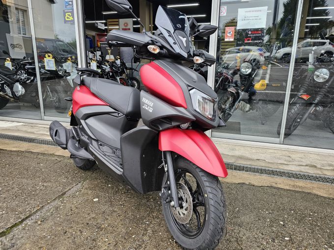 YAMAHA RayZR 125 4