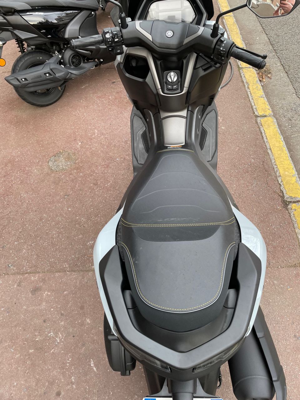 YAMAHA NMAX 125 TECH MAX 4