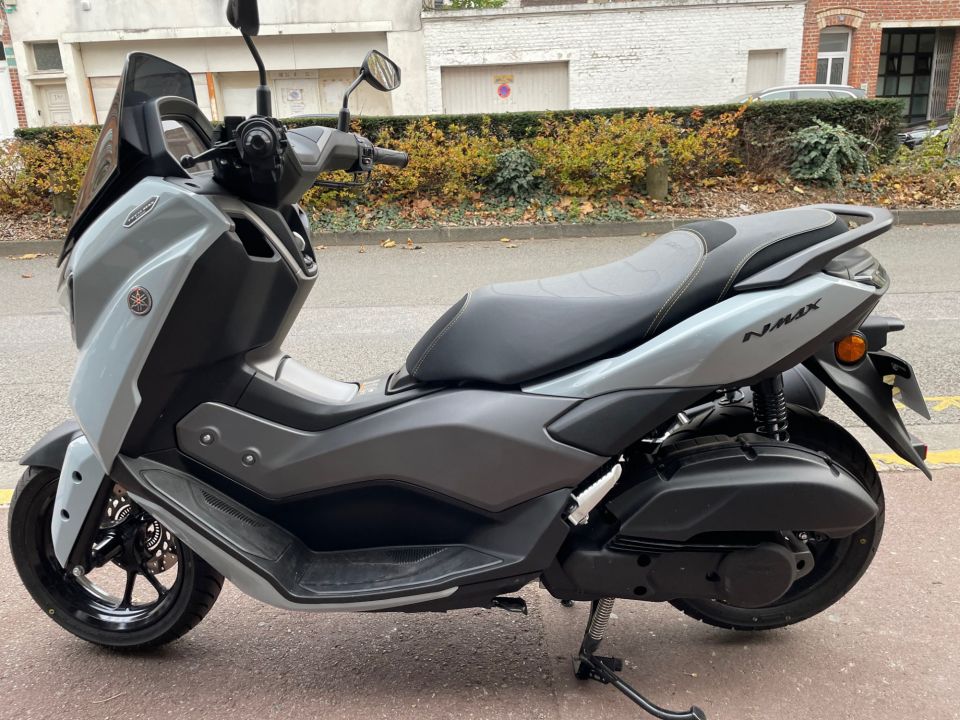 YAMAHA NMAX 125 TECH MAX 4