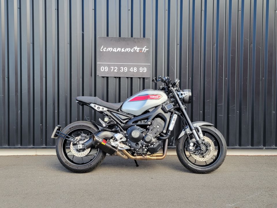 YAMAHA XSR 900 4