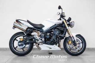 TRIUMPH STREET TRIPLE 675 - 2007