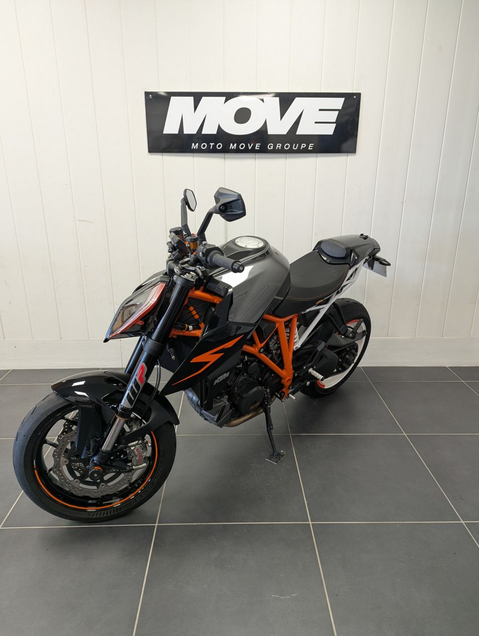 KTM 1290 SUPER DUKE R 4