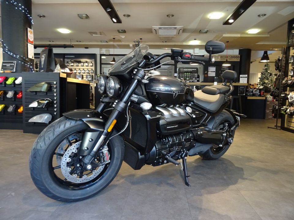 TRIUMPH Rocket 3 GT Storm 4