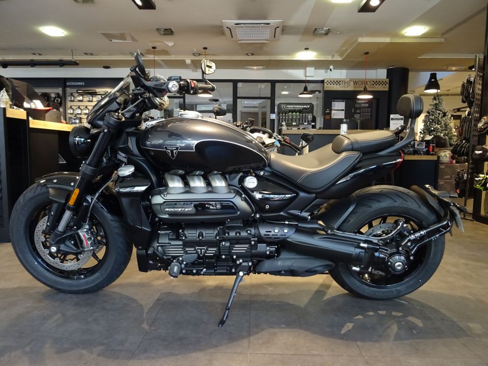 TRIUMPH Rocket 3 GT Storm 4