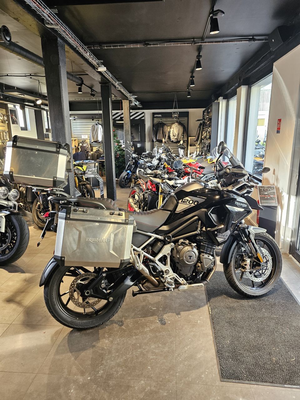 TRIUMPH TIGER 1200 GT PRO 4