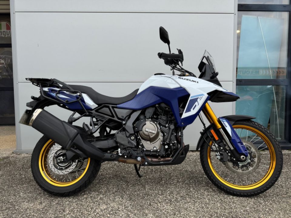 SUZUKI DL 800 V-Storm 4
