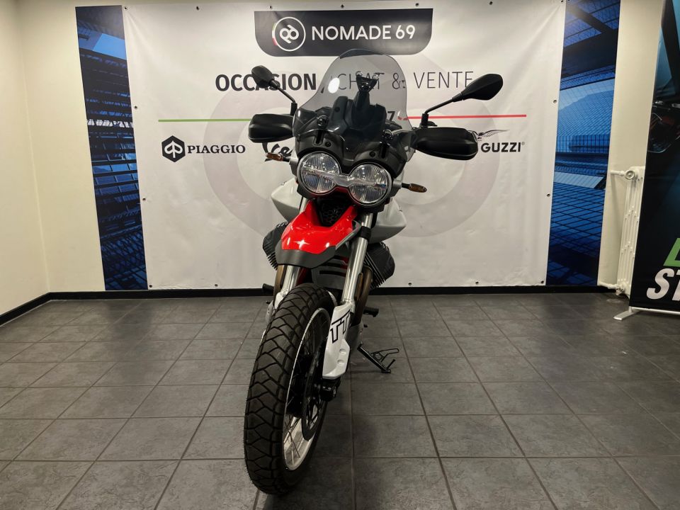 MOTO GUZZI V85 TT 850 4