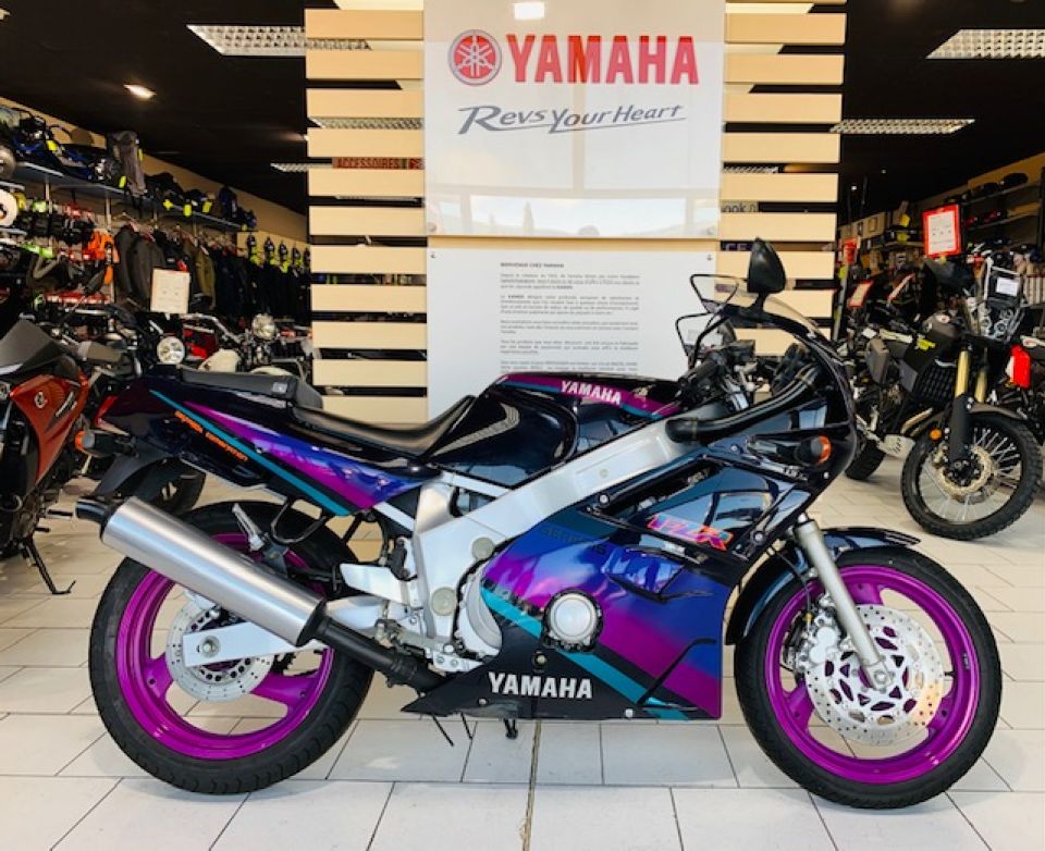 YAMAHA FZR 600 7000Km ETAT EXCEPTIONNEL ! 4
