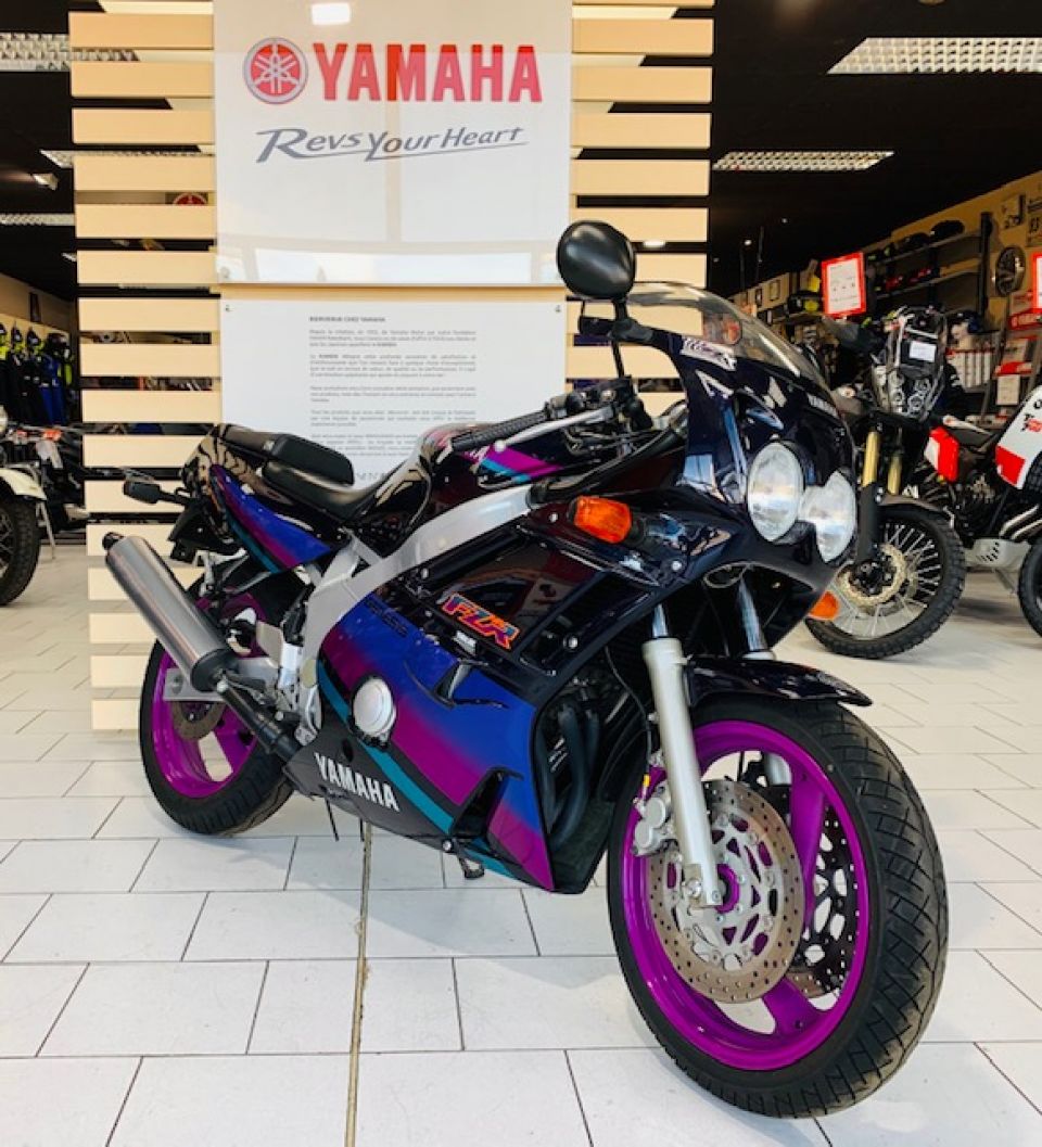 YAMAHA FZR 600 7000Km ETAT EXCEPTIONNEL ! 4