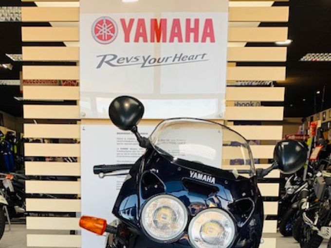 YAMAHA FZR 600 7000Km ETAT EXCEPTIONNEL ! 4
