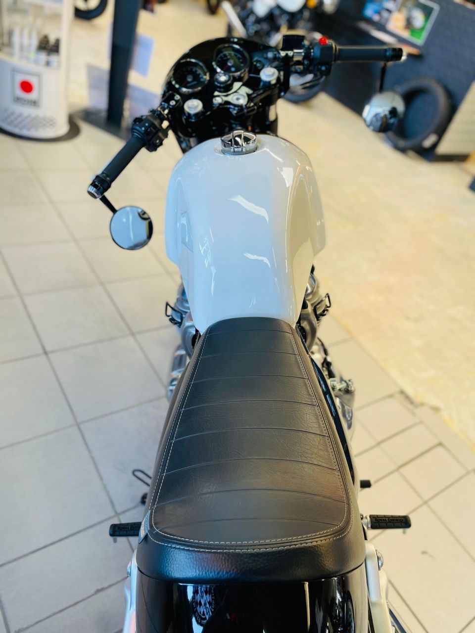 ROYAL ENFIELD CONTINENTAL 650 GT modifiée 4