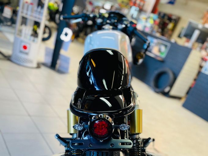 ROYAL ENFIELD CONTINENTAL 650 GT modifiée 4