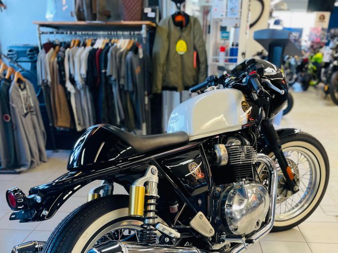 ROYAL ENFIELD CONTINENTAL 650 GT modifiée 4