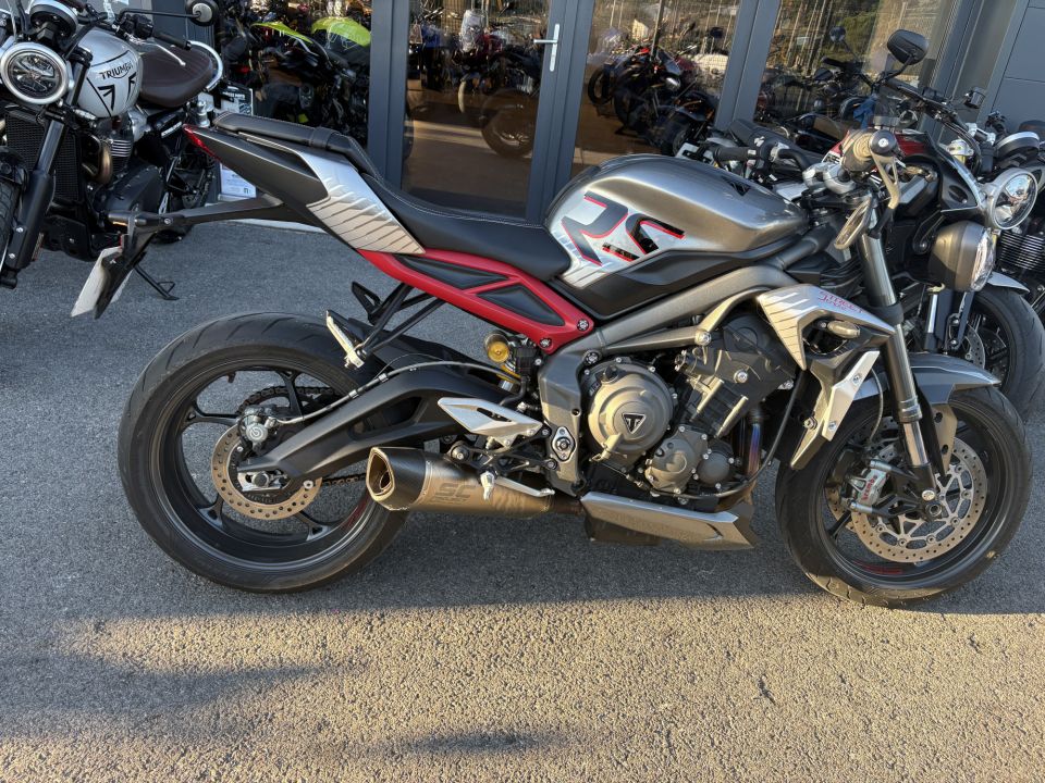 TRIUMPH STREET TRIPLE 765 RS 4