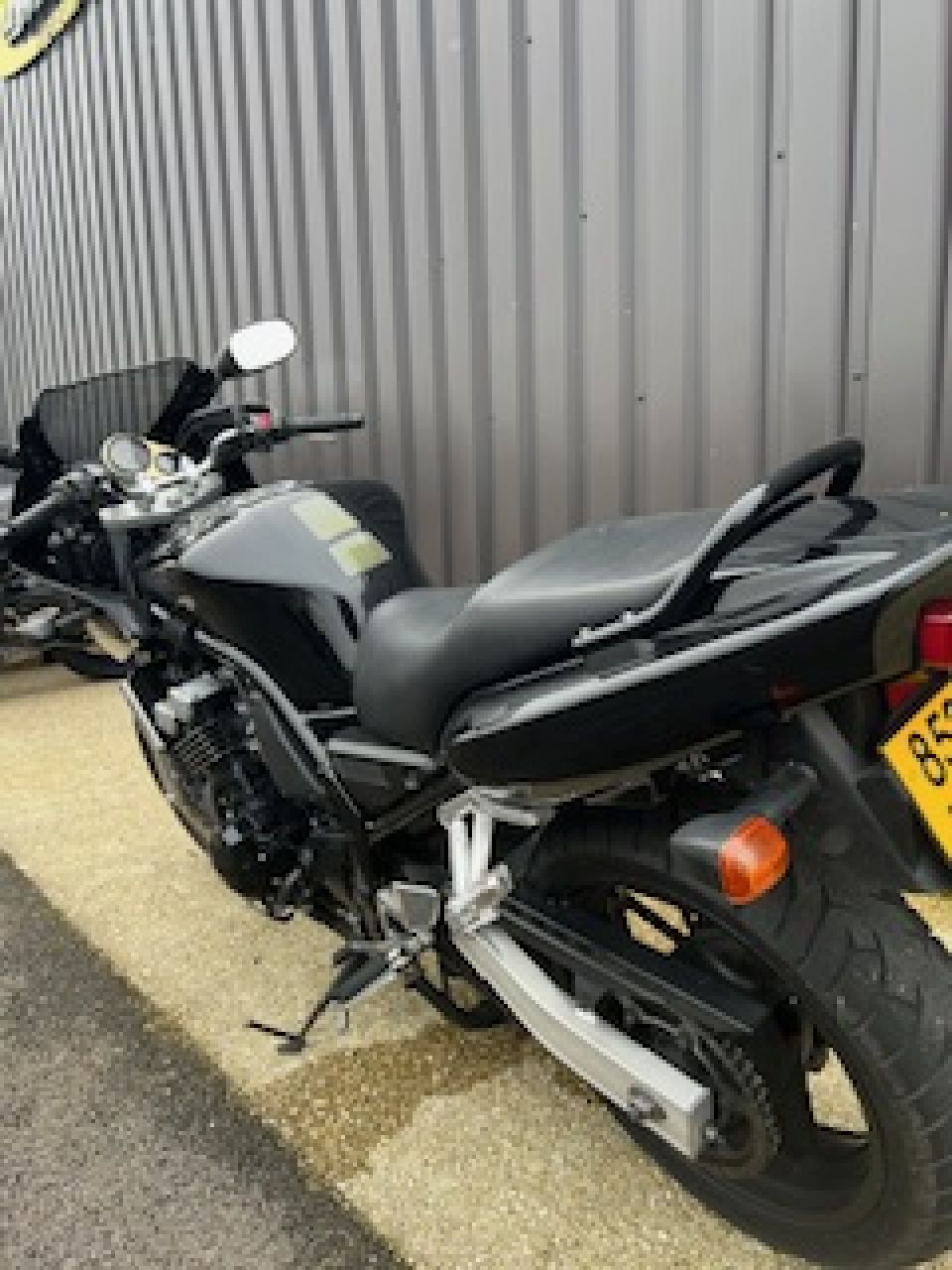 YAMAHA FZS FAZER 4