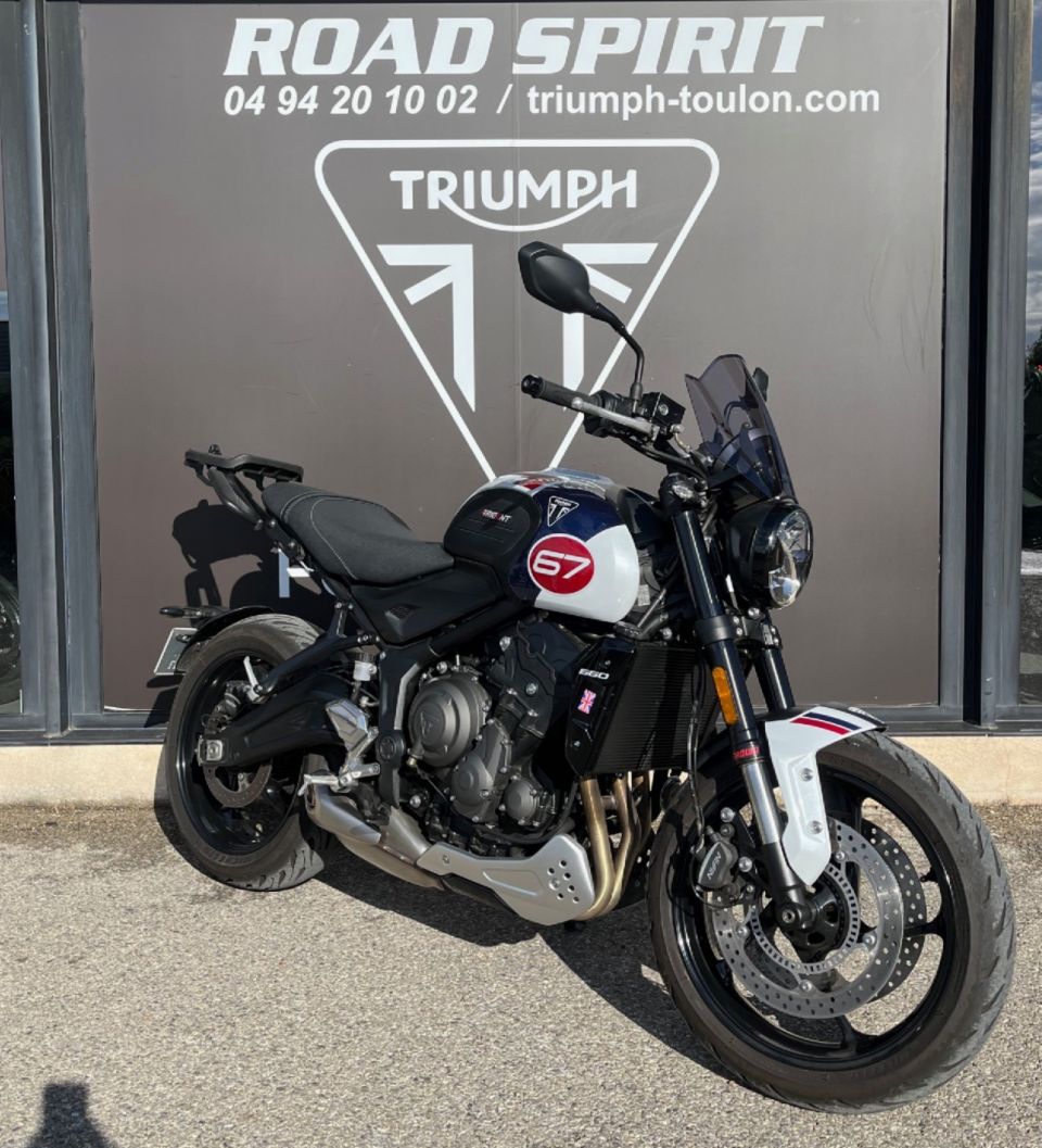 TRIUMPH TRIDENT 660 4