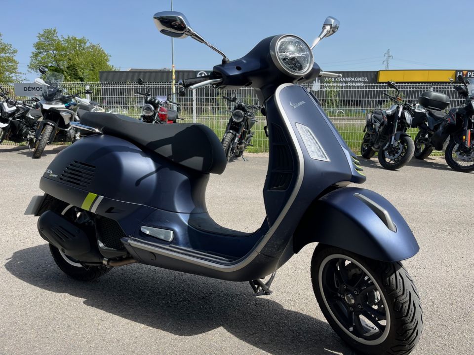 PIAGGIO VESPA 4