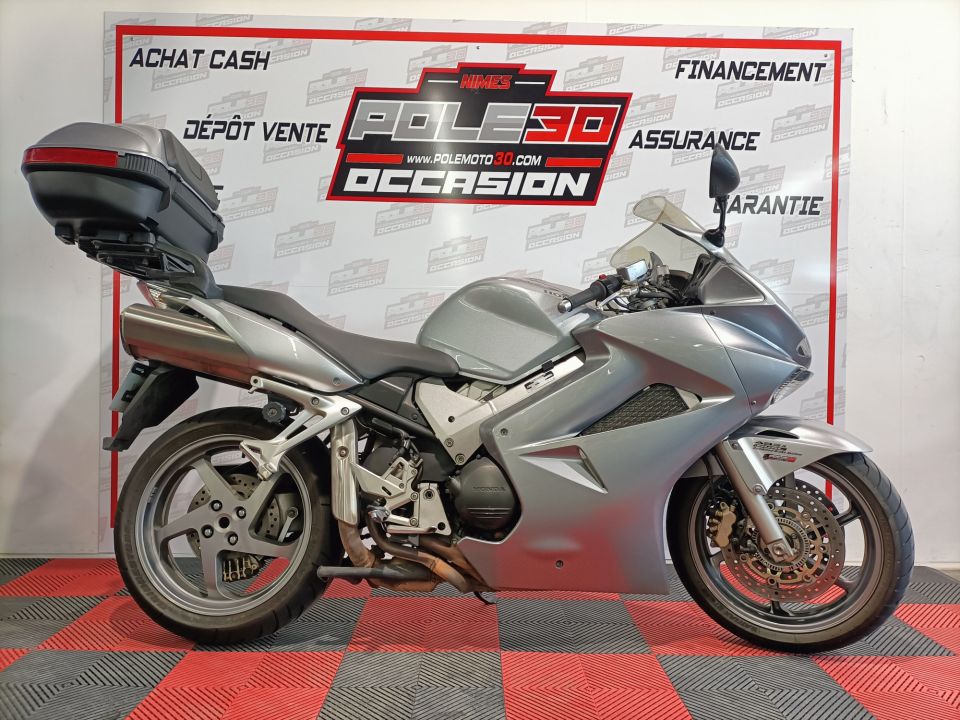 HONDA VFR 800 VTEC 4