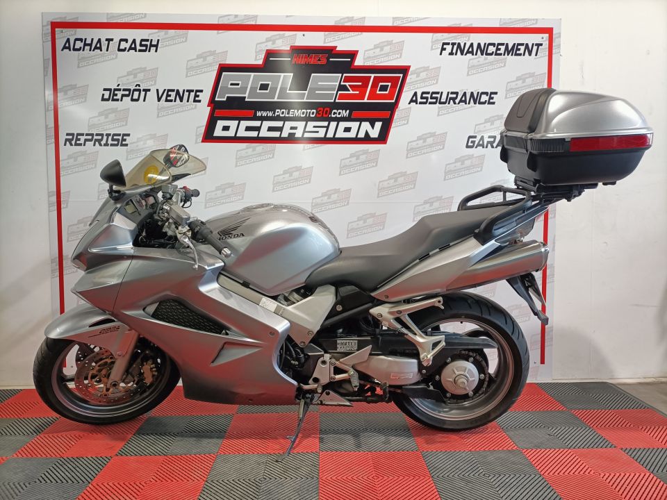 HONDA VFR 800 VTEC 4