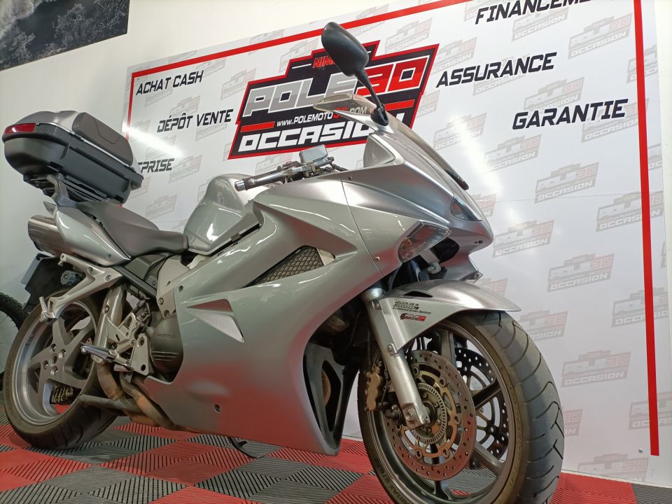 HONDA VFR 800 VTEC 4