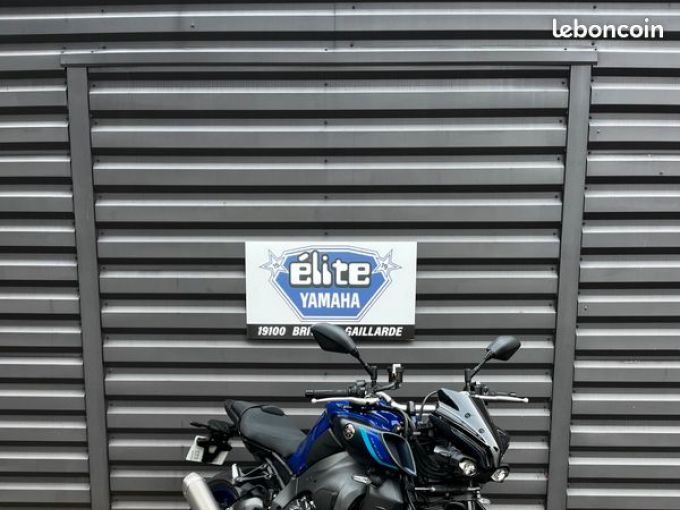 YAMAHA MT-10 4
