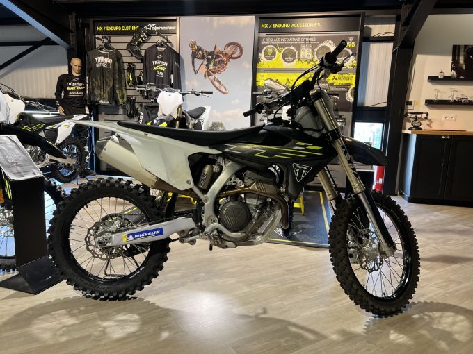 TRIUMPH TF 250-X 4