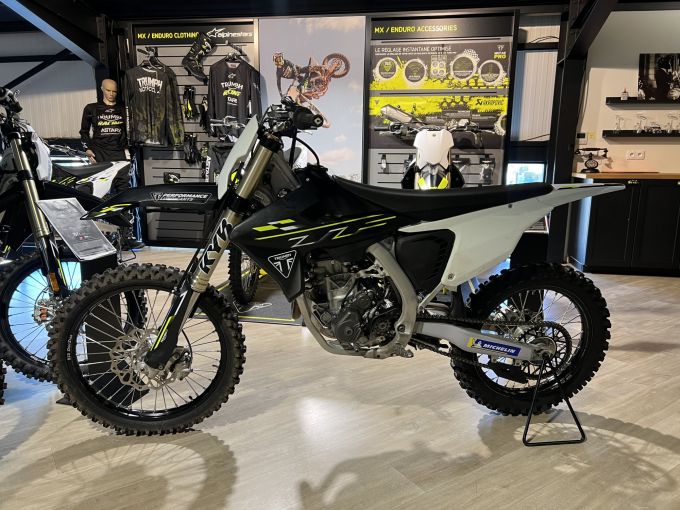 TRIUMPH TF 250-X 4