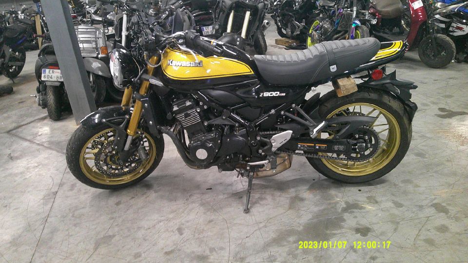 KAWASAKI Z 900 4
