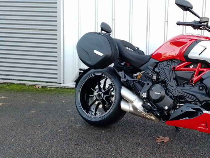 DUCATI DIAVEL 1260 S 4