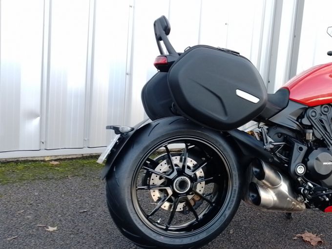 DUCATI DIAVEL 1260 S 4