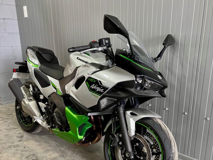 KAWASAKI Ninja 7 Hybrid 4