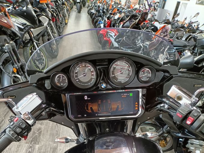 BMW R 18 BAGGER 4
