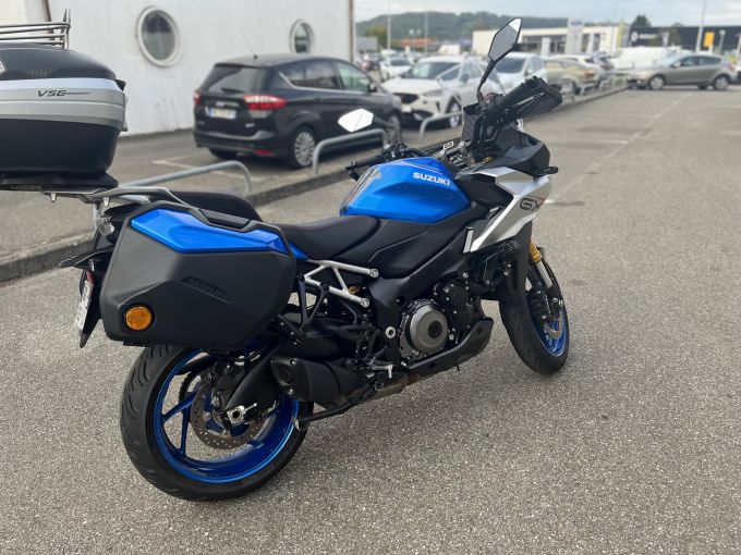 SUZUKI GSXS-1000GX 4