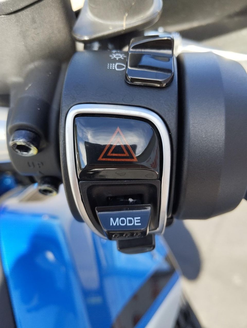 MOTO GUZZI V85 TT 850 4