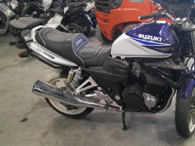 SUZUKI GSX 1400 4