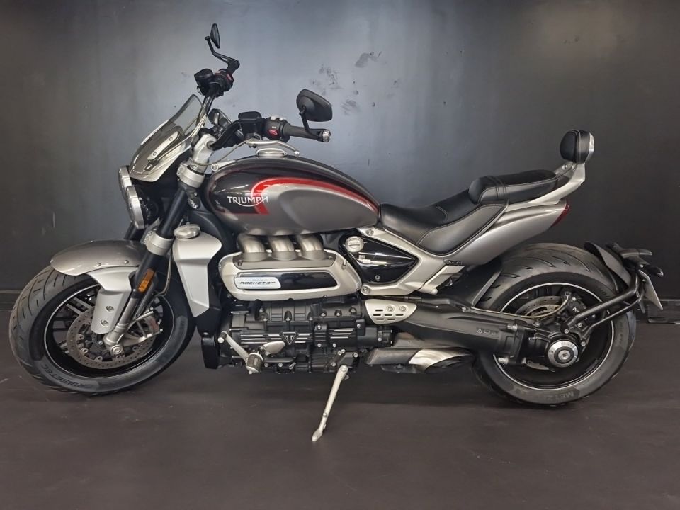TRIUMPH ROCKET 3 GT 4