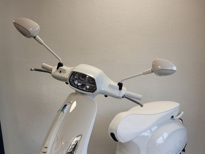 VESPA SPRINT 125 4