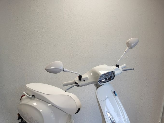 VESPA SPRINT 125 4