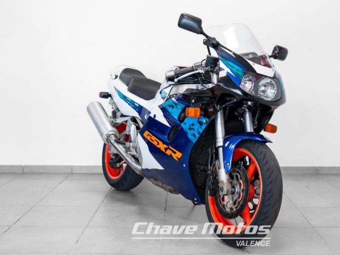 SUZUKI GSXR 1100 Suzuki 4