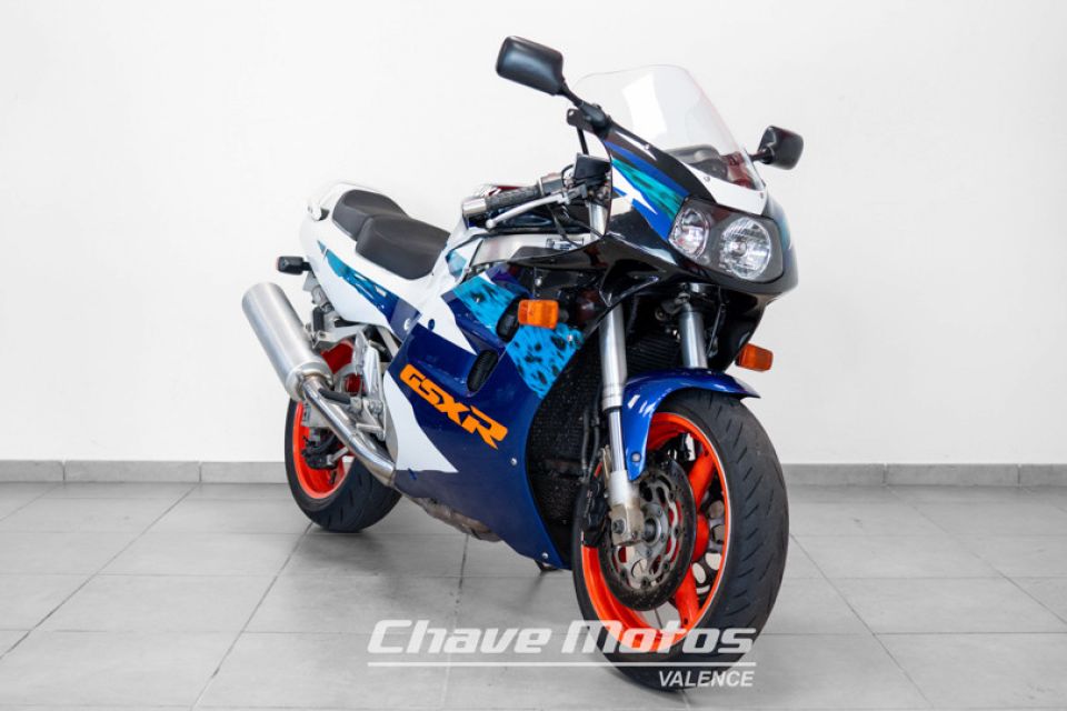 SUZUKI GSXR 1100 Suzuki 4