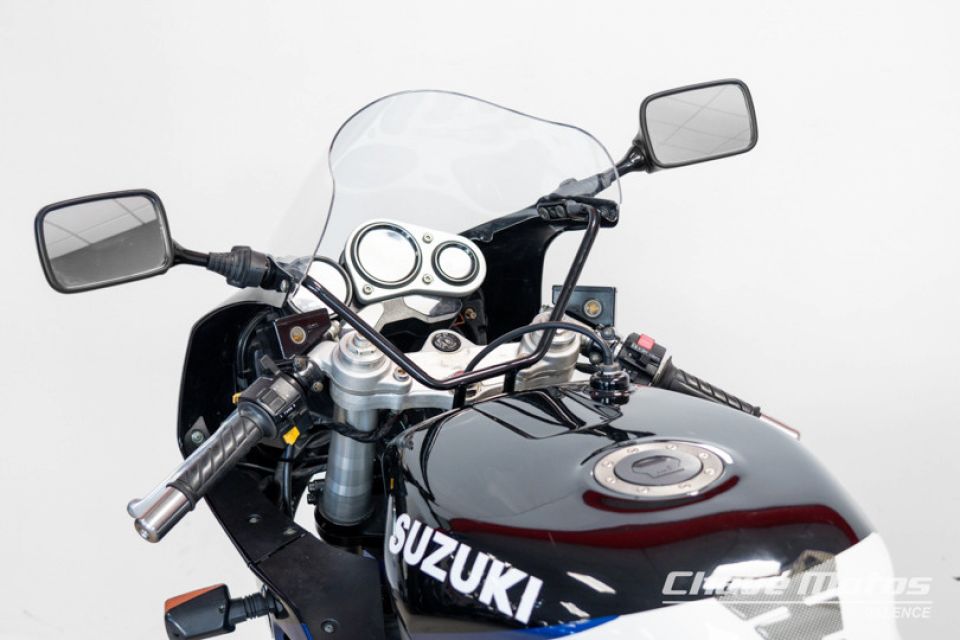 SUZUKI GSXR 1100 Suzuki 4
