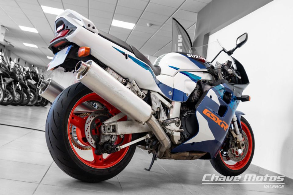 SUZUKI GSXR 1100 Suzuki 4