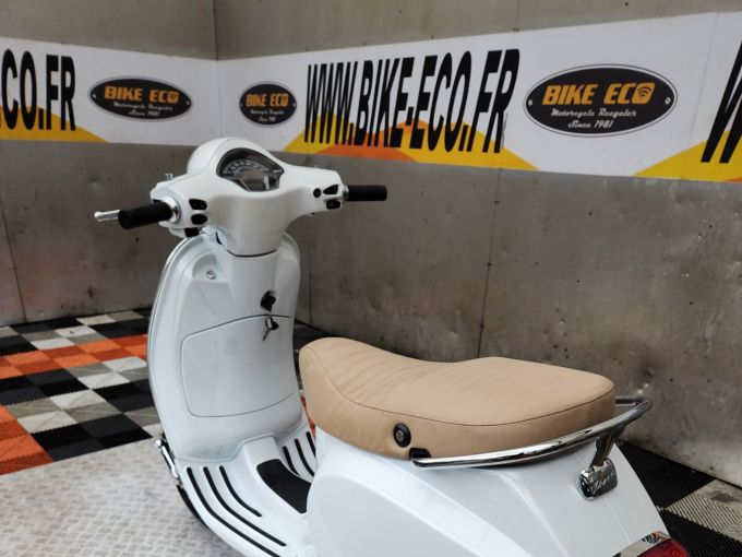 PIAGGIO LX 125 4