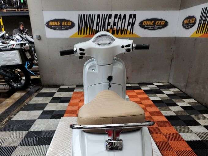 PIAGGIO LX 125 4