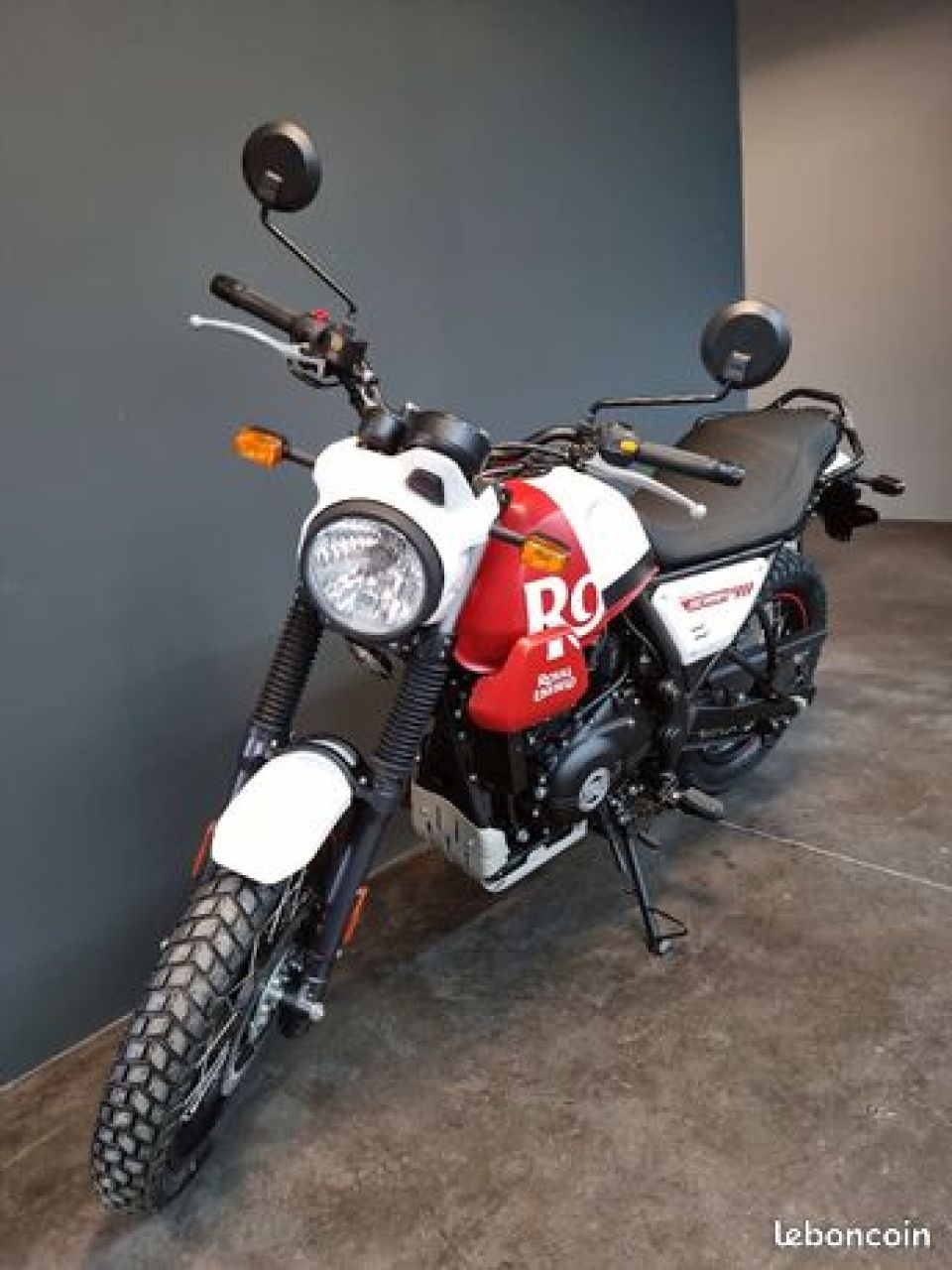 ROYAL ENFIELD SCRAM 411 4