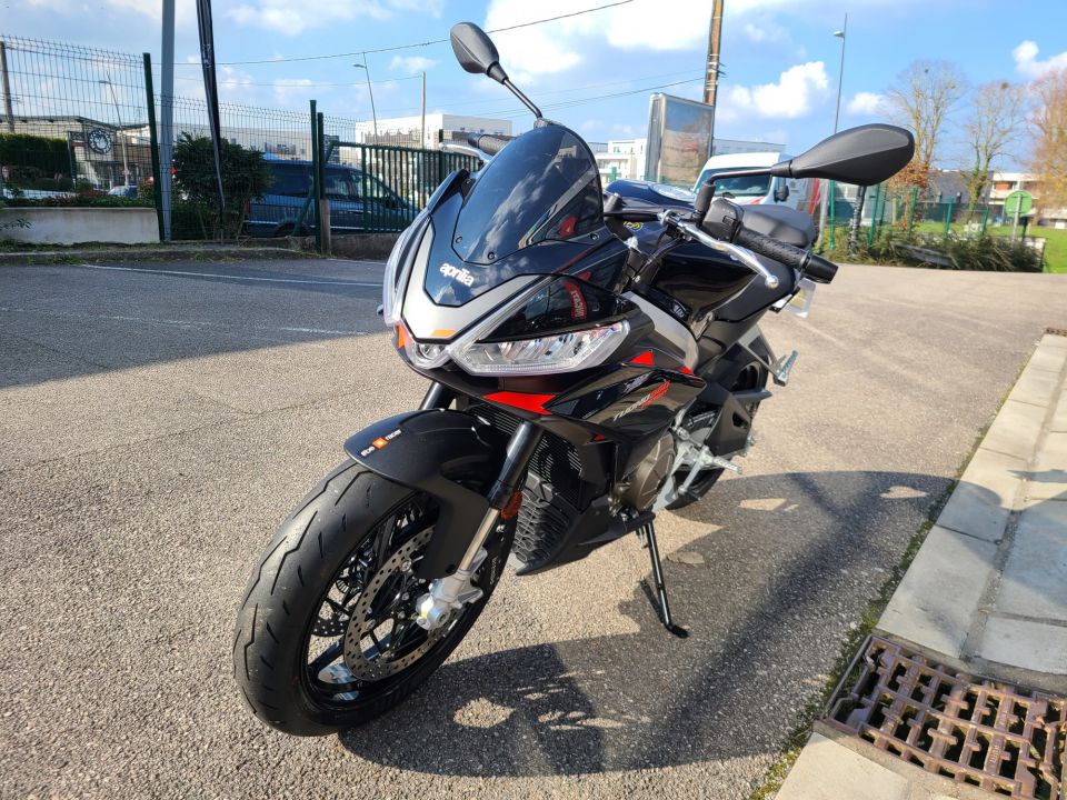 APRILIA TUONO 660 FACTORY 4