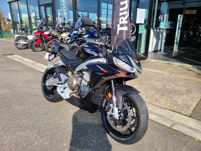 APRILIA TUONO 660 FACTORY 4