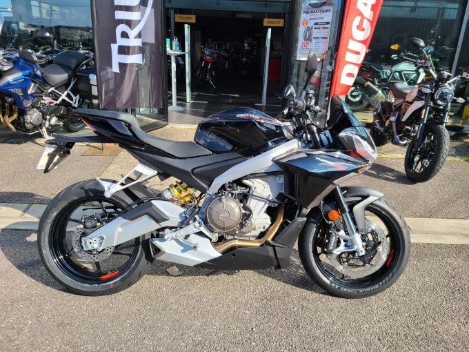 APRILIA TUONO 660 FACTORY 4
