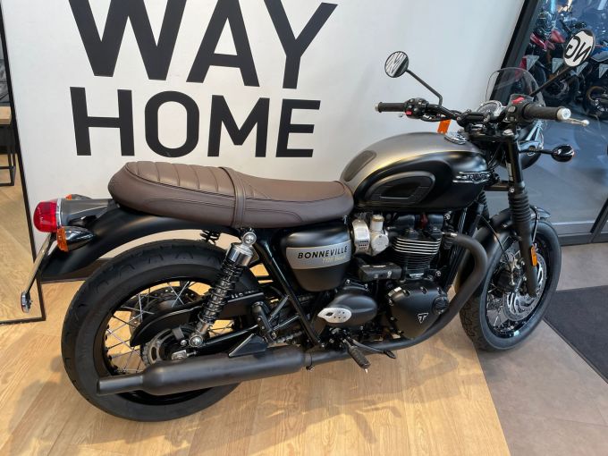 TRIUMPH BONNEVILLE T120 Black GOLD LINE Edition 4