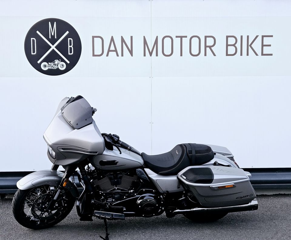 HARLEY-DAVIDSON TOURING STREET GLIDE 1977 CVO  4